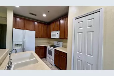 2079 Cypress Bay Boulevard, Kissimmee, FL 34743 - Photo 5