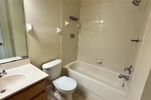 2079 Cypress Bay Blvd, Kissimmee, FL 34743 - Photo 17