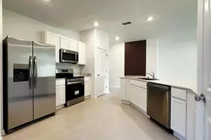 339 Puma Loop, Groveland, FL 34736 - Photo 5