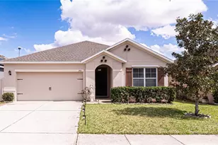 260 Sunny Day Wy, Davenport, FL 33897 - Photo 1
