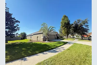 6817 Cromwell Garden Drive, Apollo Beach, FL 33572 - Photo 5