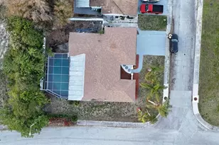 1715 Kenilworth St, Holiday, FL 34691 - Photo 21