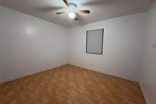 1724 Foxhall Cir, Kissimmee, FL 34741 - Photo 15