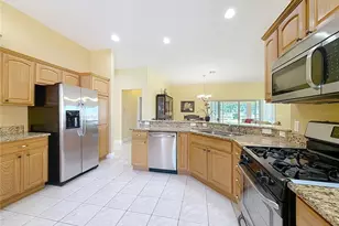 17312 SE 81st Springside Terrace, The Villages, FL 32162 - Photo 7