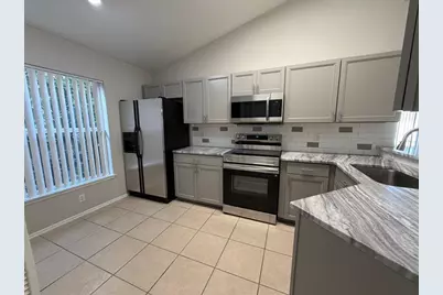 2470 Parsons Pond Circle, Kissimmee, FL 34743 - Photo 7