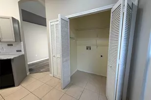 2470 Parsons Pond Cir, Kissimmee, FL 34743 - Photo 9