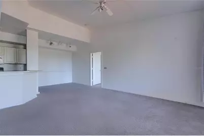 5566 Metrowest Boulevard #2-302, Orlando, FL 32811 - Photo 3