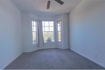 5566 Metrowest Boulevard #2-302, Orlando, FL 32811 - Photo 5