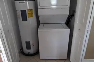 10166 Regent Park Dr, Orlando, FL 32825 - Photo 13