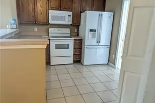 10166 Regent Park Dr, Orlando, FL 32825 - Photo 9