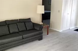 1812 Atrium Dr, Sun City Center, FL 33573 - Photo 7