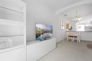 1256 S Beach Cir, Kissimmee, FL 34746 - Photo 11