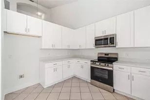 7000 Stonehedge Dr, Orlando, FL 32819 - Photo 17