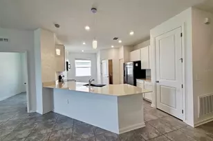 652 Daring Dr, Davenport, FL 33837 - Photo 3