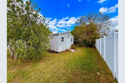 2085 Raymond Drive, Saint Cloud, FL 34769 - Photo 15