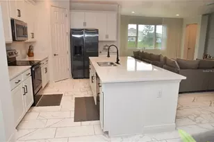 5052 Center Ct, Saint Cloud, FL 34772 - Photo 5