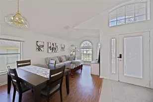 222 Lake Shore Pkwy, Davenport, FL 33896 - Photo 5