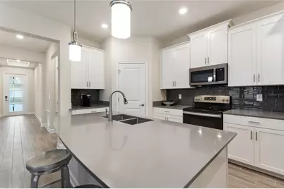 8943 Fallen Oak Dr, Davenport, FL 33896 - Photo 7