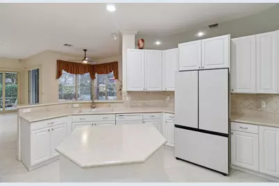 129 Mystic Lane, Jupiter, FL 33458 - Photo 9