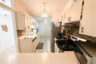 7800 Richwood Dr, Orlando, FL 32825 - Photo 15