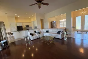 898 San Raphael St, Poinciana, FL 34759 - Photo 15