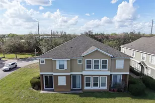 2018 Estancia Cir, Kissimmee, FL 34741 - Photo 3