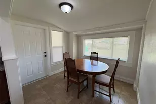 903 E New York Ave, Deland, FL 32724 - Photo 13