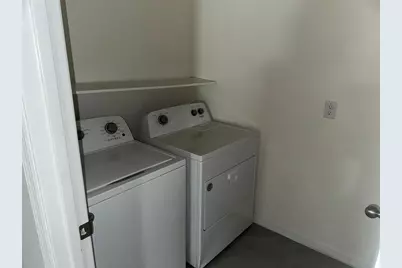 318 Montgomery Court, Kissimmee, FL 34758 - Photo 5