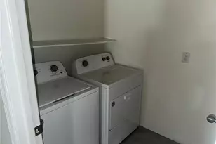 318 Montgomery Ct, Kissimmee, FL 34758 - Photo 5