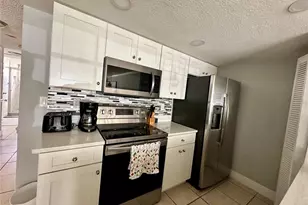 5012 Laguna Bay Cir, Kissimmee, FL 34746 - Photo 11