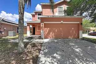 1893 Royal Ridge Dr, Davenport, FL 33896 - Photo 3