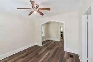 547 E Voorhis Ave, Deland, FL 32724 - Photo 7