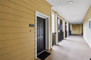 9055 Treasure Trove Ln, Kissimmee, FL 34747 - Photo 3