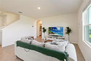 2780 Swooping Sparrow Dr, Saint Cloud, FL 34773 - Photo 13
