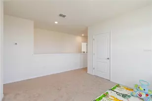 2780 Swooping Sparrow Dr, Saint Cloud, FL 34773 - Photo 35