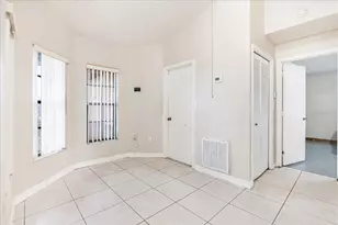 314 Jacksonville Ct, Kissimmee, FL 34759 - Photo 5