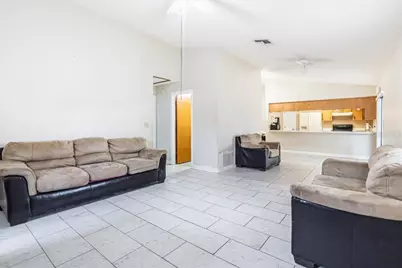 314 Jacksonville Court, Kissimmee, FL 34759 - Photo 7