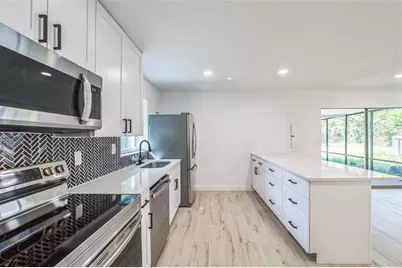 4212 Harry Drive, Fruitland Park, FL 34731 - Photo 9