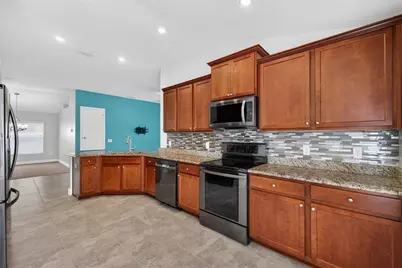 649 Meadow Pointe Drive, Haines City, FL 33844 - Photo 19