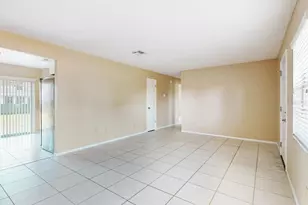 98 Pinata Ct, Kissimmee, FL 34743 - Photo 5