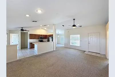 323 Fox Lake Drive, Lakeland, FL 33809 - Photo 5