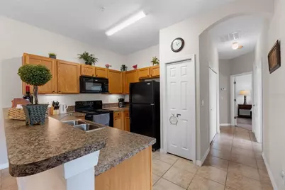 2835 Oakwater Drive, Kissimmee, FL 34747 - Photo 7