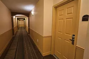 8101 Resort Village Dr, Orlando, FL 32821 - Photo 3