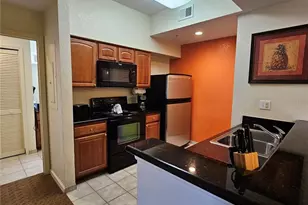 8101 Resort Village Dr, Orlando, FL 32821 - Photo 37