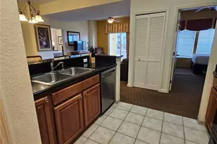 8101 Resort Village Dr, Orlando, FL 32821 - Photo 45