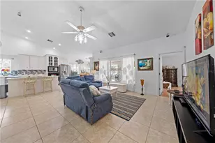 6409 Shoreline Ct, Saint Cloud, FL 34771 - Photo 15