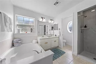 6409 Shoreline Ct, Saint Cloud, FL 34771 - Photo 11