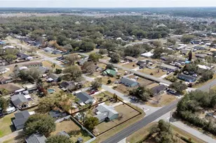 4701 Lake Shore Dr, Saint Cloud, FL 34772 - Photo 9