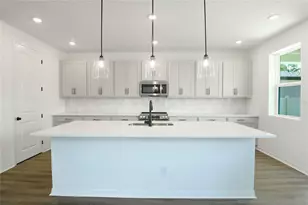 2298 Broadbrook Dr, Saint Cloud, FL 34771 - Photo 9