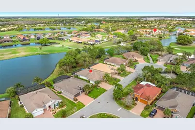 364 Treviso Drive, Poinciana, FL 34759 - Photo 3